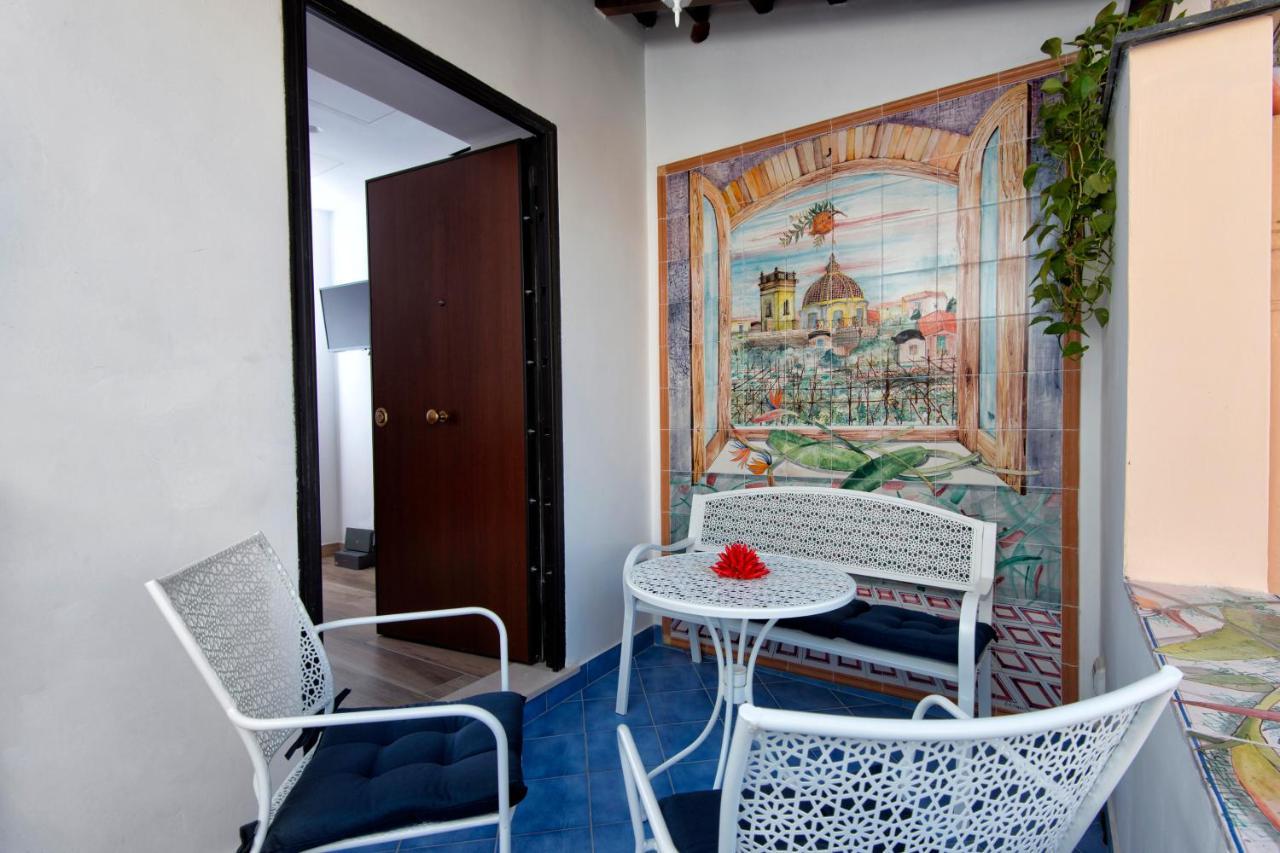 Maison Eugenie Apartment Sorrento Bagian luar foto